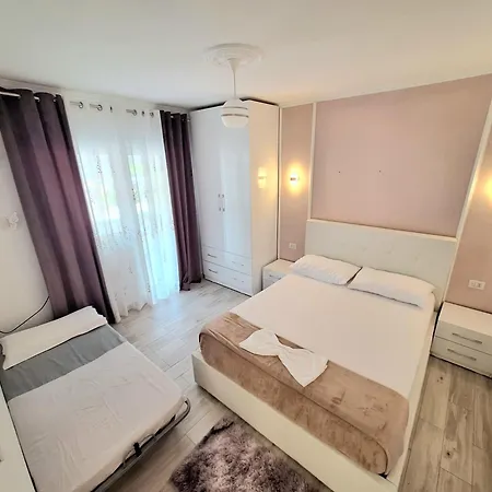 Eli'S Apartment Daire *