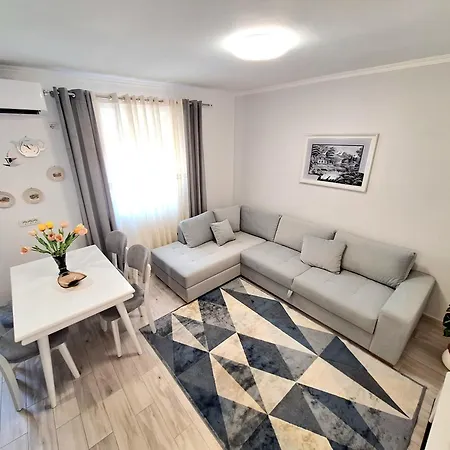 Eli'S Apartment Daire Polisi i Vogel